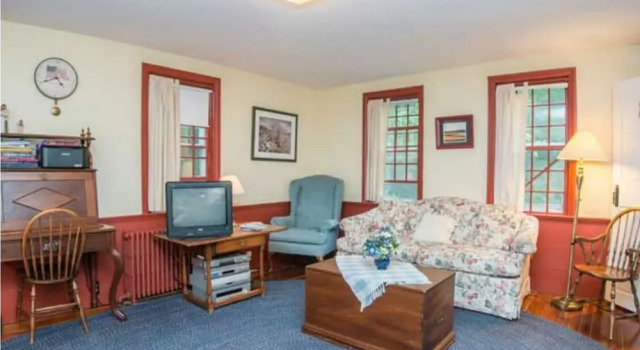 Gilbert's Tree Farm B&B, Book Farm Stay Rehoboth Rhode Island