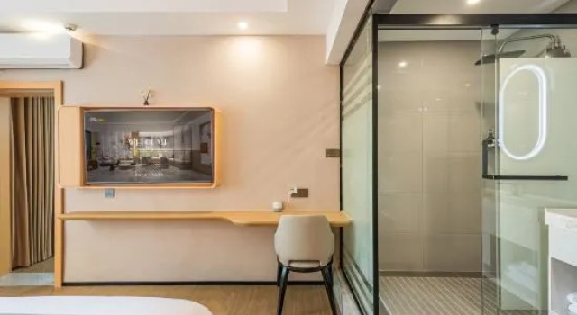 Люкс Elong Me Anlai Hotel (Qiandongnan Huangping Dongmen Street)