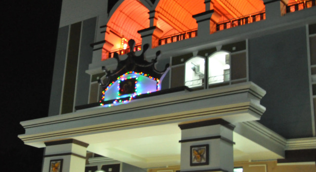Queen Palace Hotel