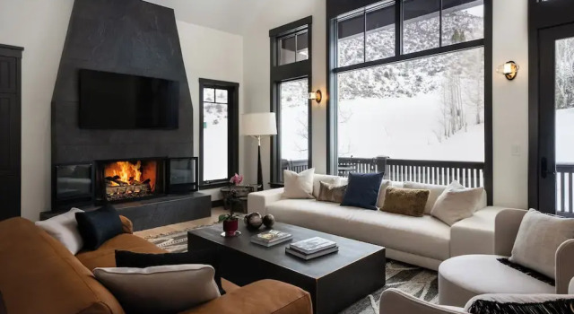 Ski-in/out Townhome w/ Hot Tub by Arrow Bahn Lift!, Забронировать Апартаменты/квартира Отели Бивер-Крик с парковкой, Парковка