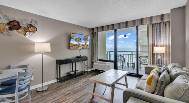 Номер Standard Ocean-Front Condos at Patricia Grand