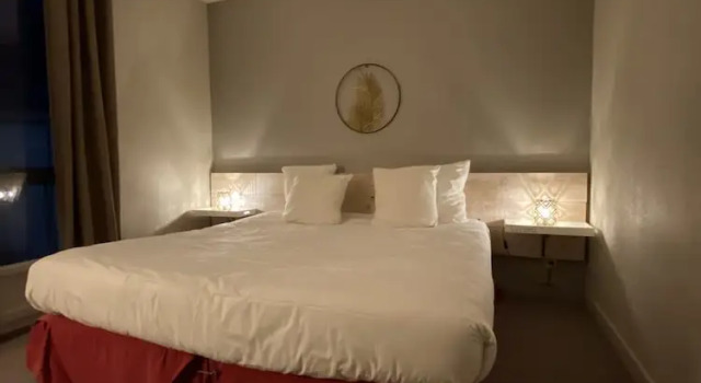 Двухместный номер Superior Logis Hôtel Médiéval, Montélimar Nord