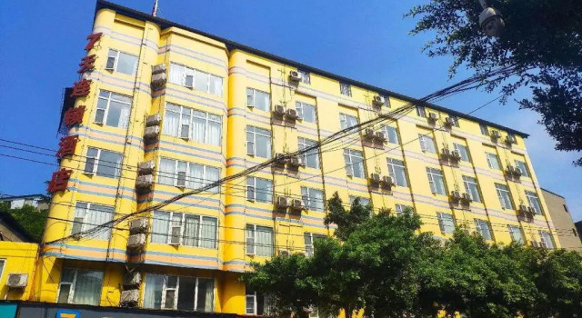 7Days Inn ChengDu RenShou Shuyuan Road Haochi Street, Boek Hotel Hotels en accommodaties in Renshou, Hotel