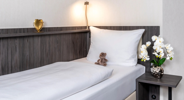 Трёхместный номер Standard PLAZA Premium Parkhotel Norderstedt