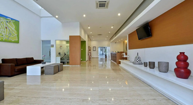 Whiz Hotel Semarang, Book Hotel Hoteller i centrum af Semarang, hoteller i centrum af Semarang, Parkering
