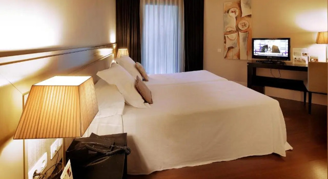 Трёхместный номер Standard Hotel Condado