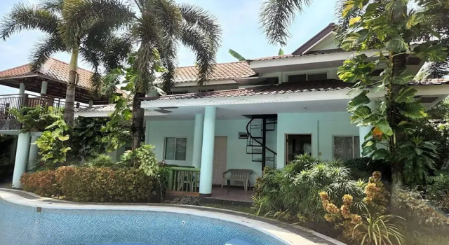 Villa Celine Laguna, Prenota Villa Bay Laguna