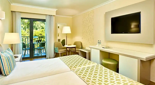 Номер Deluxe с видом на окрестности Hotel Baia Grande
