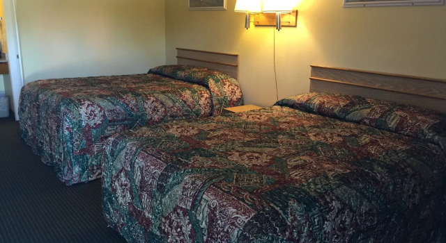 Red Carpet Inn Milton, Varaa Mini-hotelli Milton Panhandle Florida