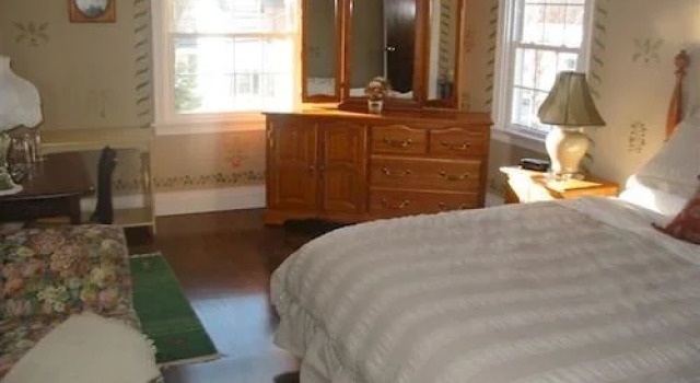Eagles Landing Bed & Breakfast, Buchen Sie Hotel Truro 