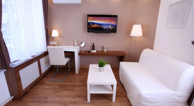 Dfive Apartments - Szervita, Забронировать Апартаменты/квартира Отели Будапешта с завтраком, рядом с Базар Королевского сада, Завтраки