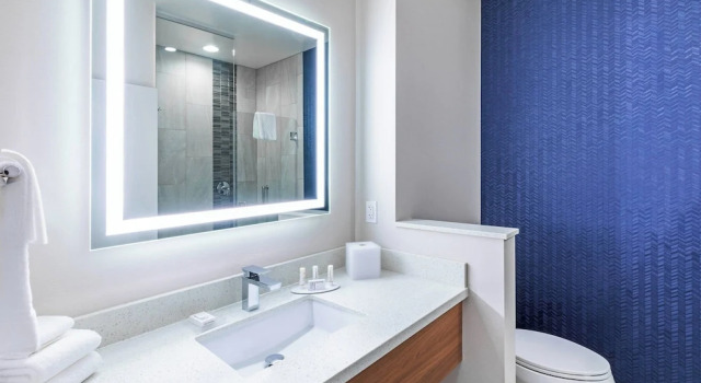 Студия Fairfield by Marriott Inn & Suites Aberdeen, SD
