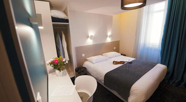 Двухместный номер Comfort Hôtel Du Port