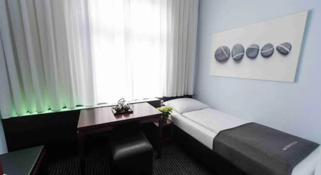 Одноместный номер Standard Hotel Concorde