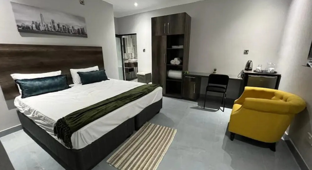 Boalotswe Inn, Prenota Bed & breakfast Hotel a Ngamiland East con parcheggio, Parcheggio