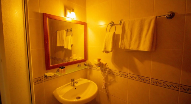 Номер Standard Celeste Hotel
