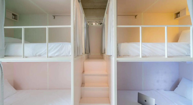 Postel ve společném pokoji Temmu Co Living