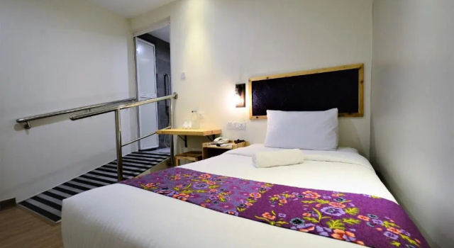 Одноместный номер Standard Artisan Eco Hotel