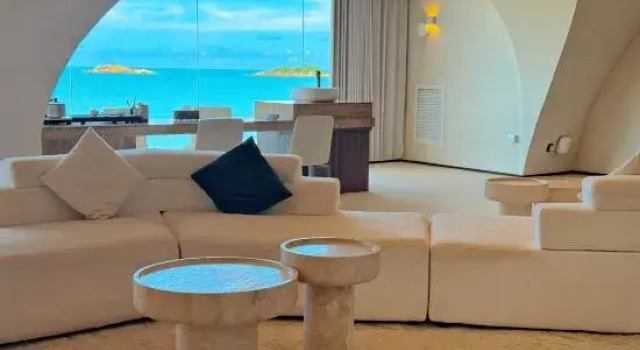 Люкс Cloud Coast Hotel