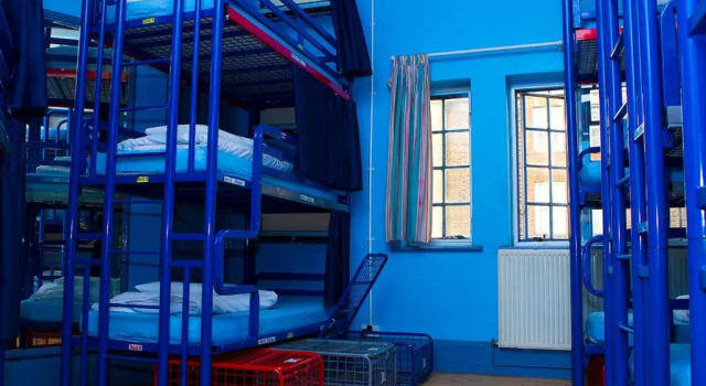 Кровать в общем номере London Backpackers Youth Hostel 18 - 35 Years Old Only