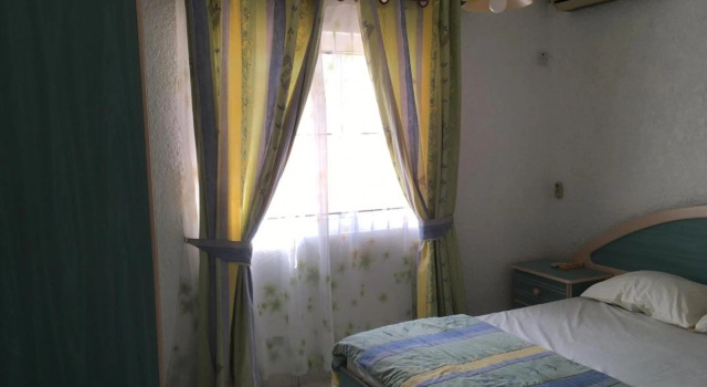 2 bedrooms appartement at Flic en Flac 500 m away from the beach with shared pool enclosed garden and wifi