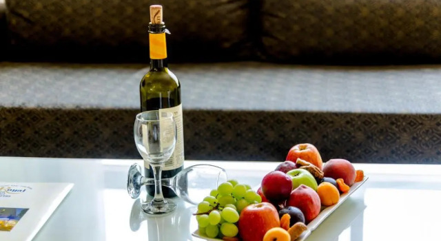 Номер Deluxe Royal Plaza Hotel