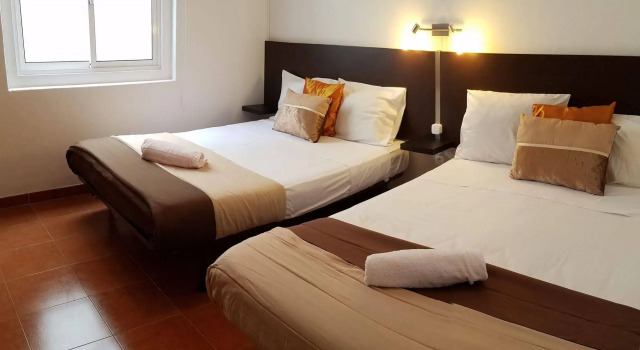 Guesthouse of Alcobaça, Rezervovat Hotel Hotely v Oeste s parkováním, Parkování