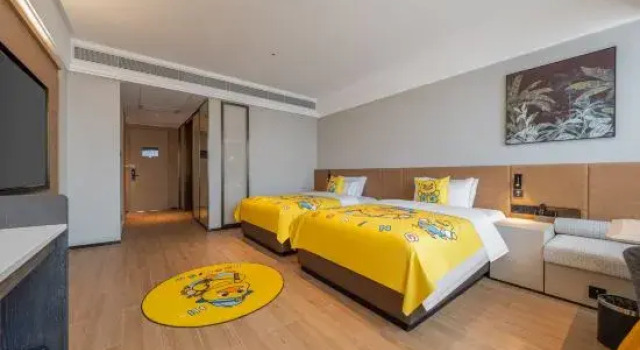 Семейный тент MEHOOD LESTIE Hotel (Nanning Chaoyang Square Subway Station Sanjie Liangxiang)