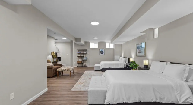 Uptown Elegant Escape | JZ Vacation Rentals, Забронировать Дом для отпуска Сент-Луис Миссури, рядом с Университет Сент-Луиса