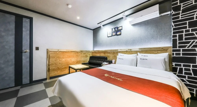 Cheonan E, Buchen Sie Hotel Cheonan Chungcheongnam-Do