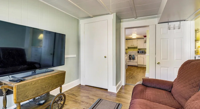 Near Trails & Lakes! Pemigewasset River Townhome, Buchen Sie Ferienhaus Franklin 