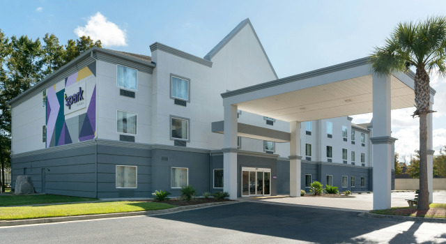 Spark by Hilton Savannah South I-95