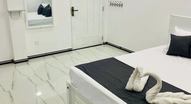 Hotel Jay R, Varaa Hotelli Edulliset hotellit kohteessa Trincomalee District