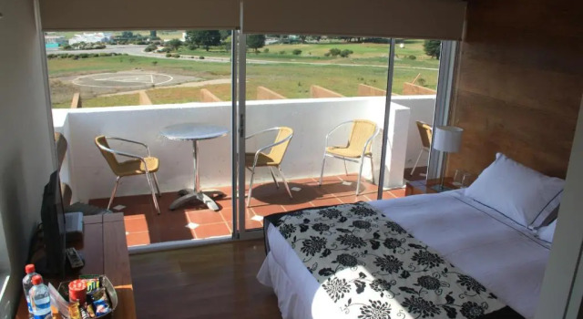 Двухместный номер Standard с балконом и с красивым видом из окна Hotel Green en Marbella