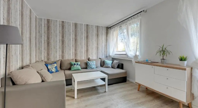 Beniowskiego Cosy Apartment, Varaa Huoneisto Hotellit Pommeri pysäköinnillä, Pysäköinti