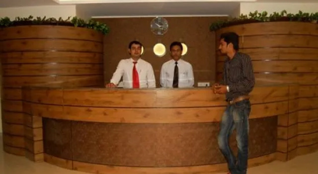 Hotel Ashoka Palace, Buchen Sie Hotel Daman Gujarat