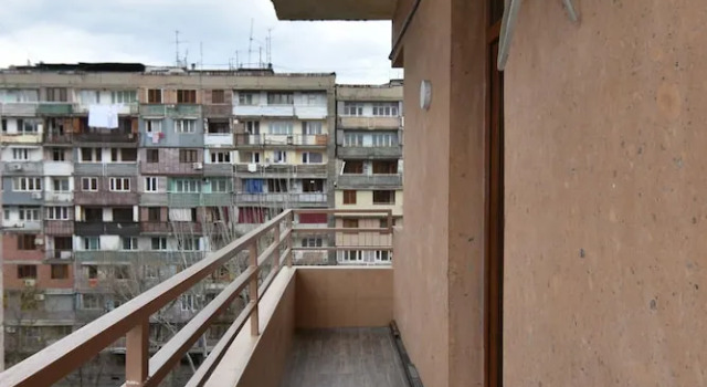 Gallery Apartment 2, Забронировать Апартаменты/квартира Отели Еревана с парковкой, рядом с Ереванский государственный университет, Парковка