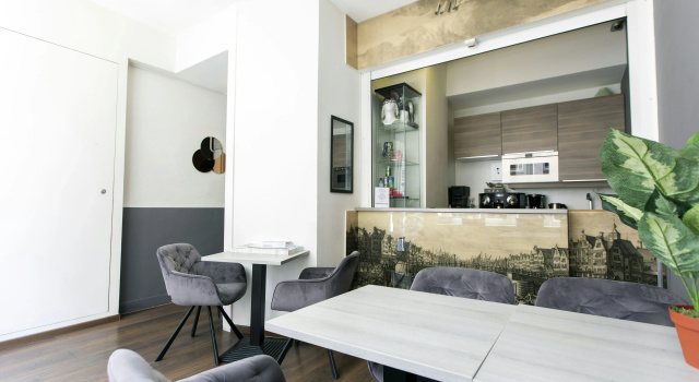 Quentin Leidse Square Hotel
