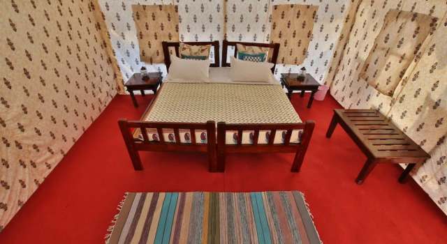 Rajwada Desert Camp by Park Tree, Book Hotel Kanoi Rajasthan