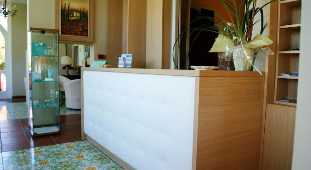 Hotel Residence Villa San Giovanni, Book Hotel Hoteller i San Giovanni med morgenmad, Morgenmad