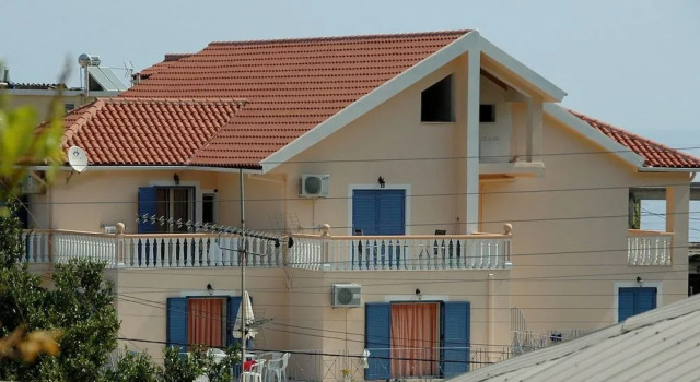 Alkyoni Studios & Apartments
