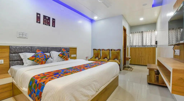 FabHotel Dev Palace, Réserver Hôtel Naroda Gujarat