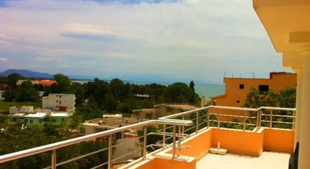 Apartments Llunji
