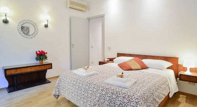 Family Mod Apartment Terme di Caracalla, Забронировать Апартаменты/квартира Отели Рима с бассейном, рядом с Больница Сан-Джованни, Бассейн