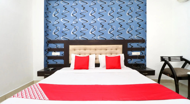 Номер Deluxe OYO 8627 Hotel Space
