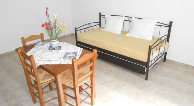 Chrysolithos Kerami Apartments