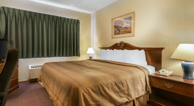 Двухместный люкс Comfort Inn & Suites Beaver Dam