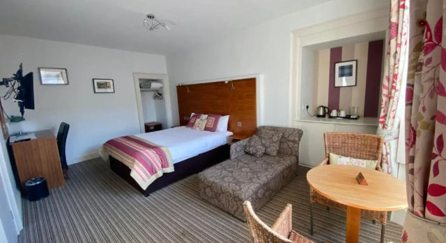 The County Hotel