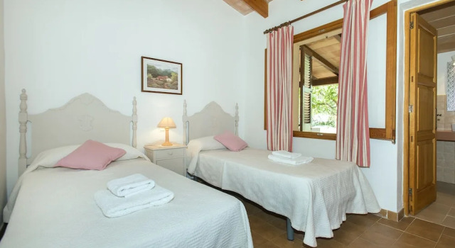 Family Villa Teo With Private Pool