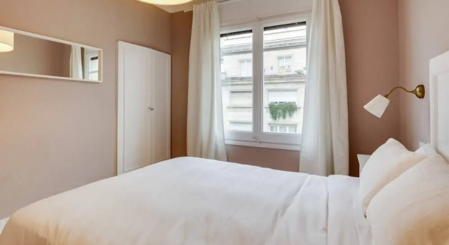 Cosy 3 Bed 2 Bath in Vibrant Eixample, Near Metro, Забронировать Отель Эшампле Барселона, рядом с Jove Regina Theatre